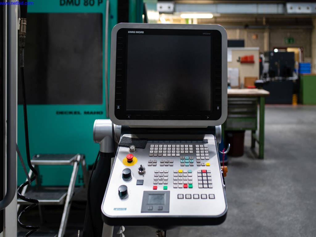 Visoko natančni rezkalni stroji z veliko zmogljivostjo-6