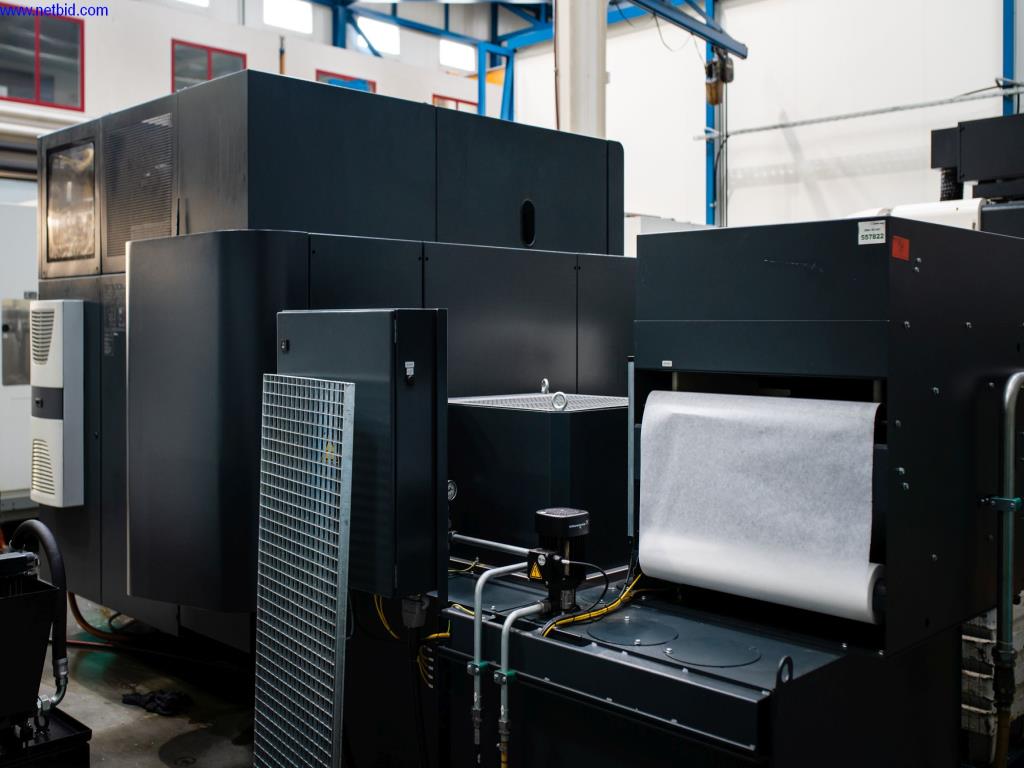 Visoko natančni rezkalni stroji z veliko zmogljivostjo-9