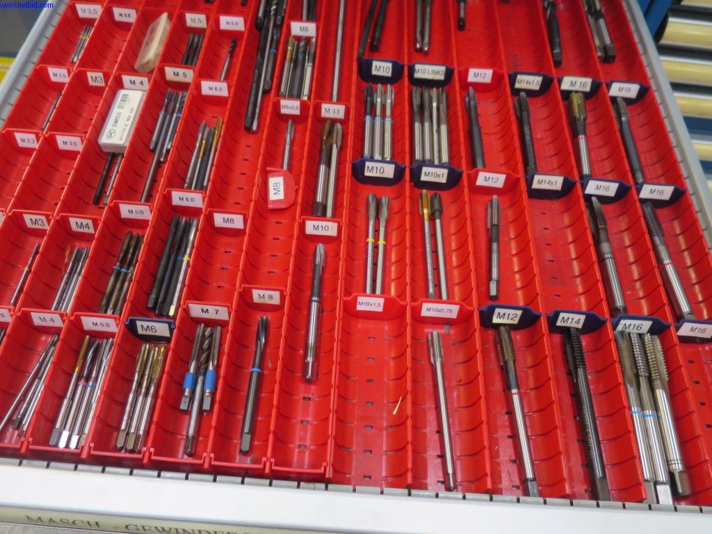 Hochpräzise Fräsmaschinen mit großer Kapazität-5