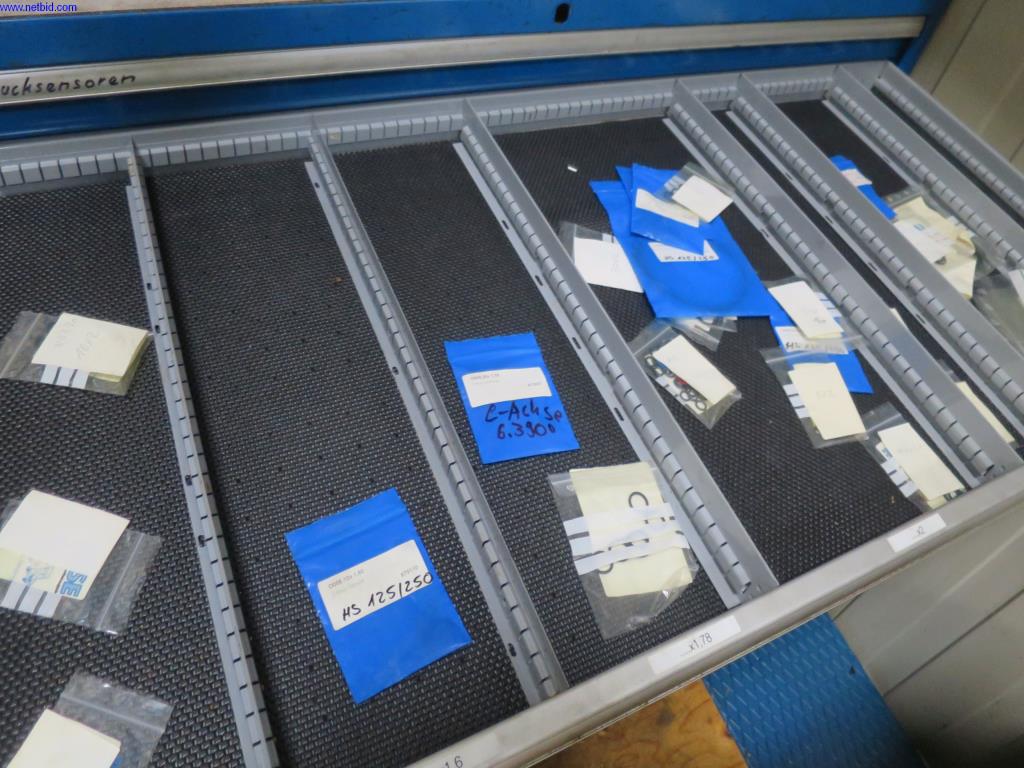 Hochpräzise Fräsmaschinen mit großer Kapazität-5