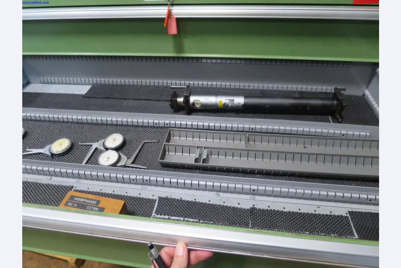 Hochpräzise Fräsmaschinen mit großer Kapazität-2