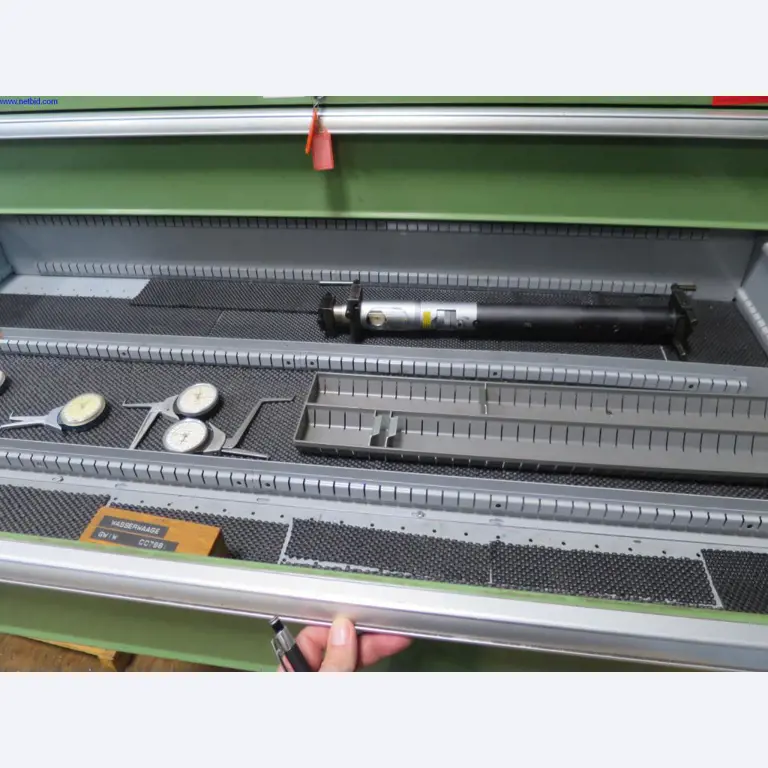 Hochpräzise Fräsmaschinen mit großer Kapazität-2