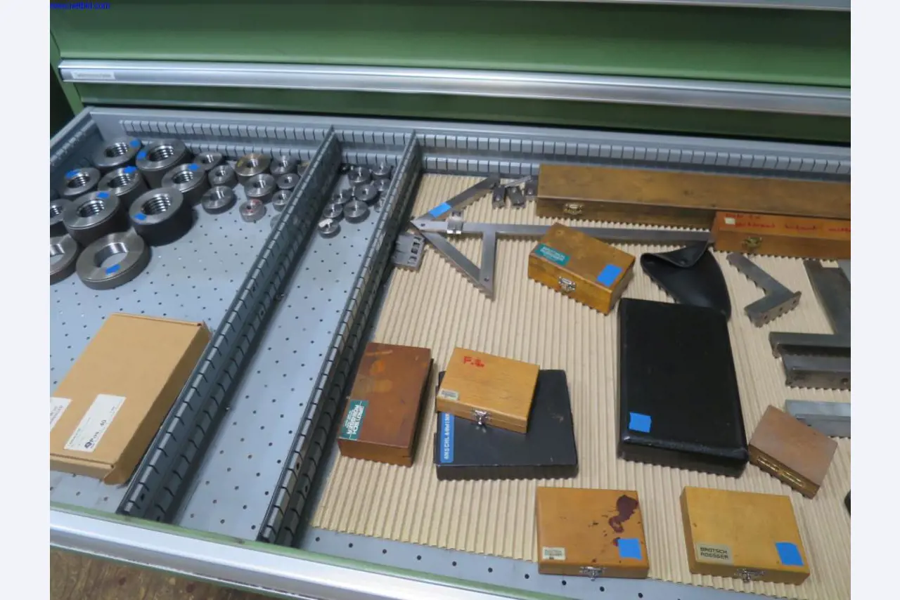 Hochpräzise Fräsmaschinen mit großer Kapazität-4