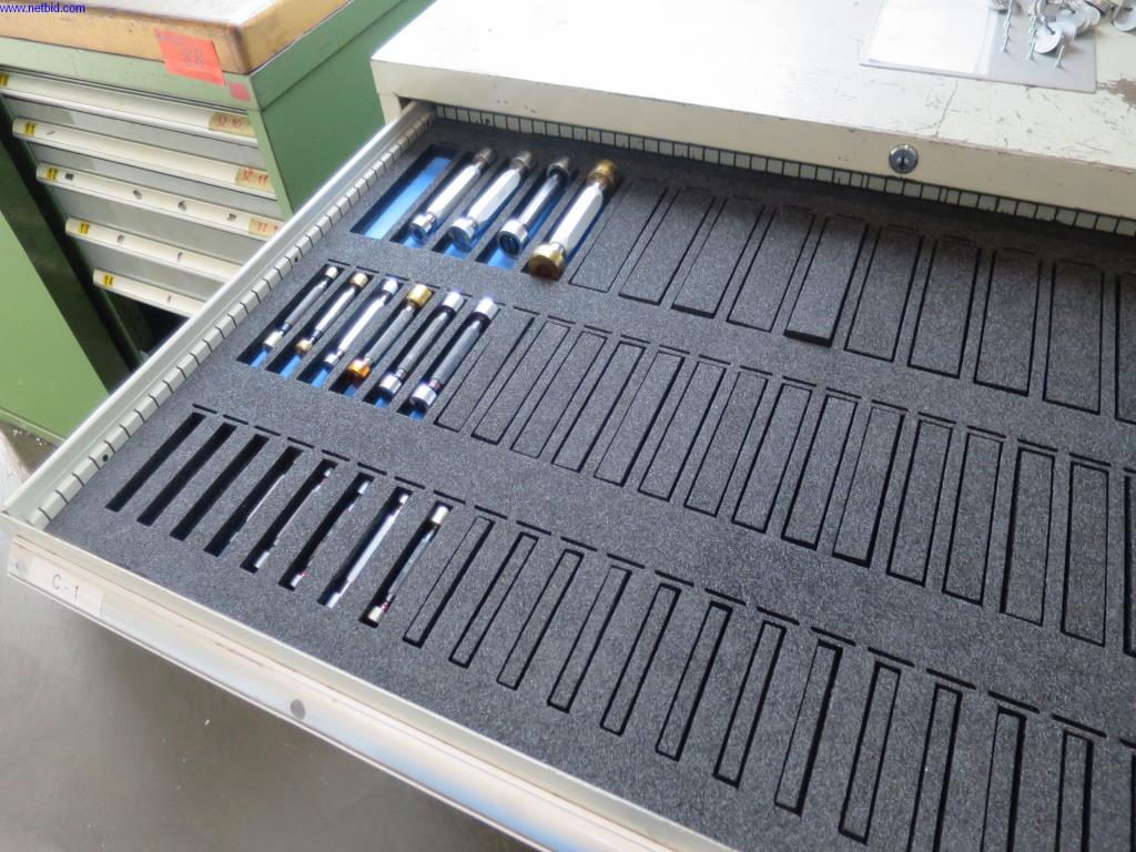 Visoko natančni rezkalni stroji z veliko zmogljivostjo-2