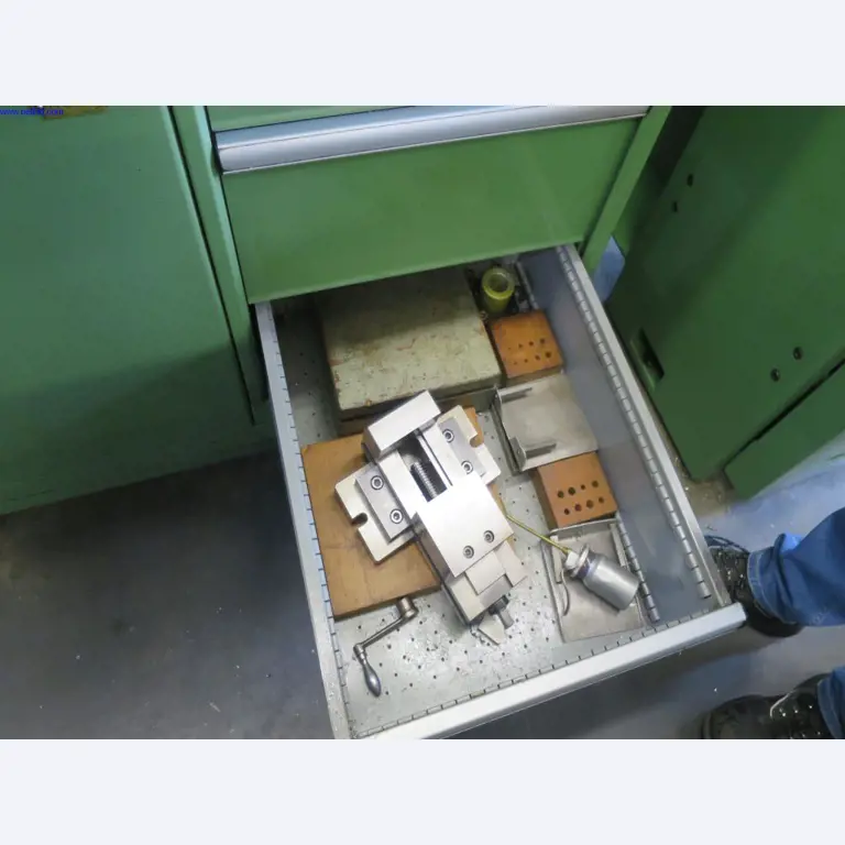 Hochpräzise Fräsmaschinen mit großer Kapazität-5