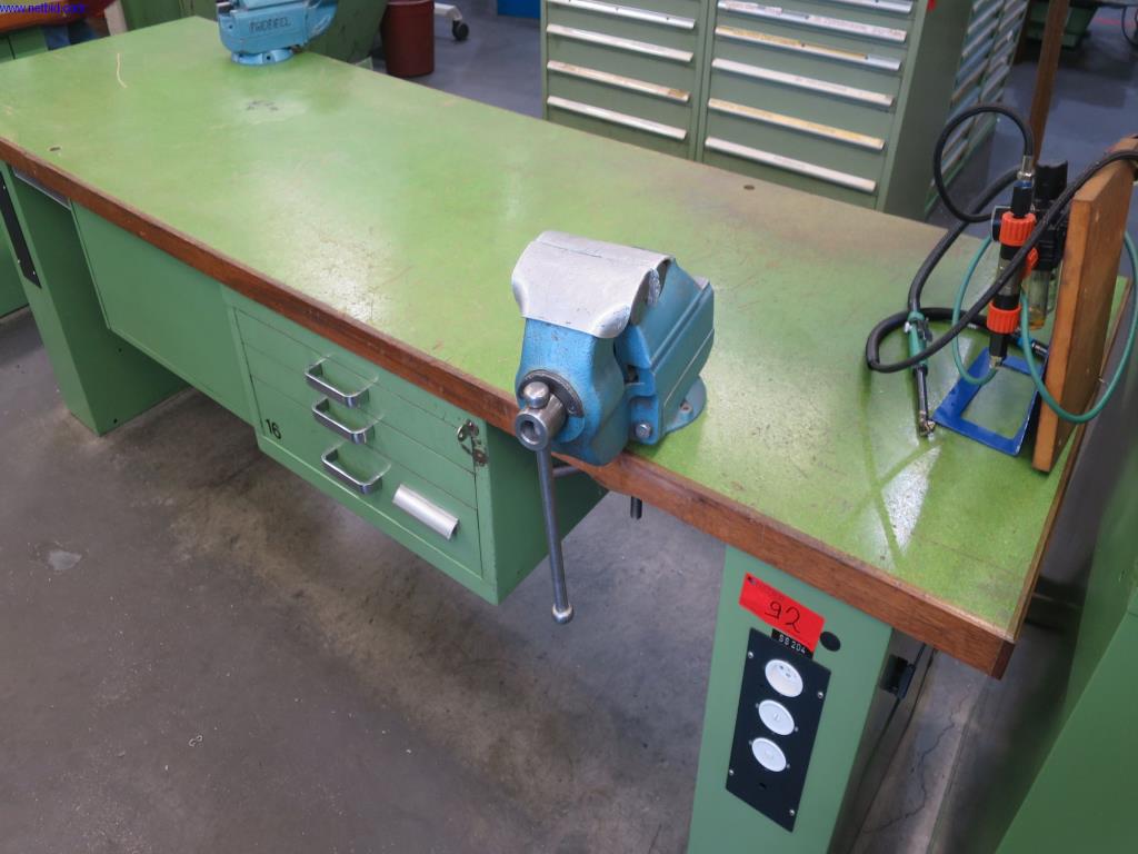 Hochpräzise Fräsmaschinen mit großer Kapazität-5