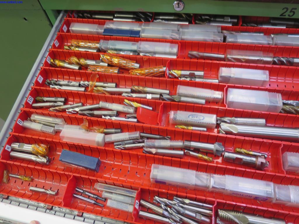 Visoko natančni rezkalni stroji z veliko zmogljivostjo-3