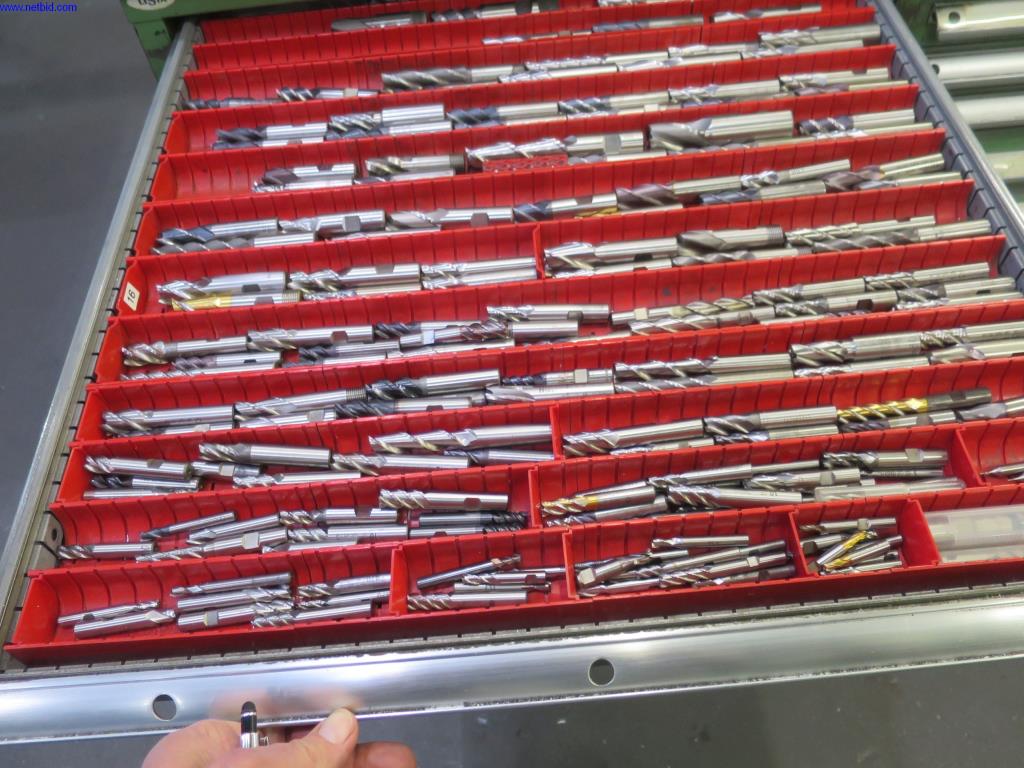 Visoko natančni rezkalni stroji z veliko zmogljivostjo-4