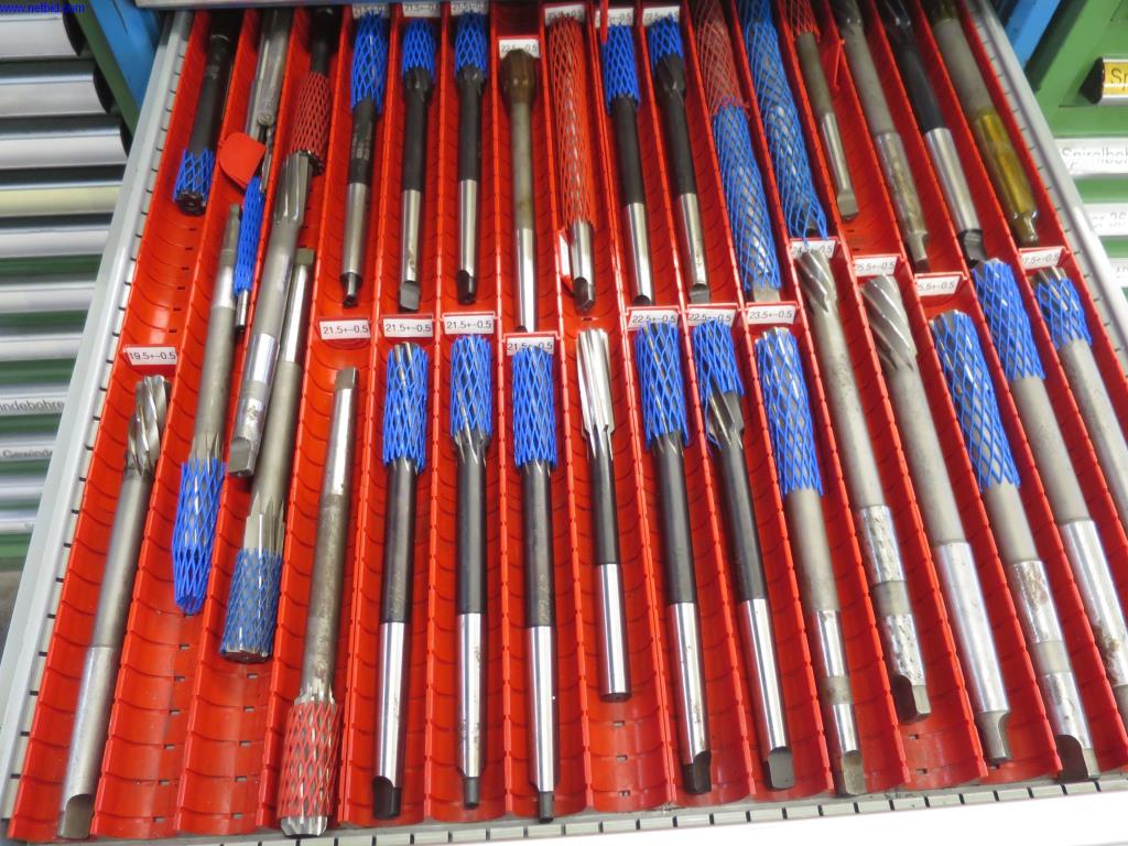 Hochpräzise Fräsmaschinen mit großer Kapazität-4