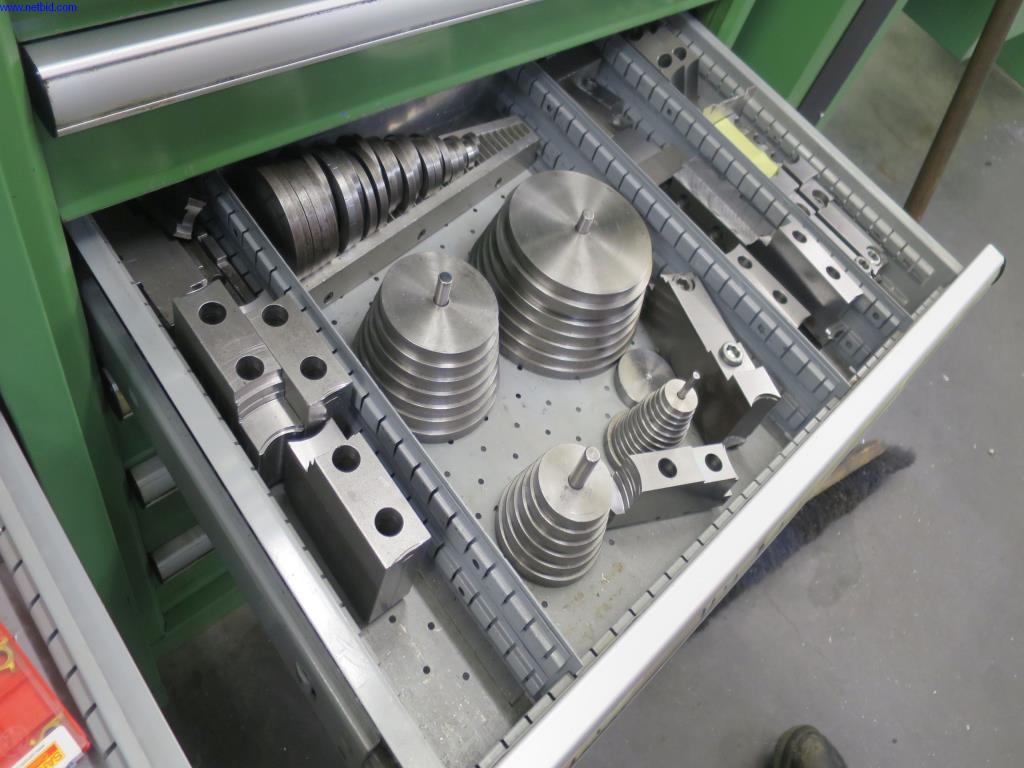 Visoko natančni rezkalni stroji z veliko zmogljivostjo-4