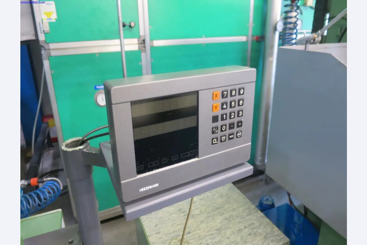 Freesmachines met hoge precisie en grote capaciteit-2