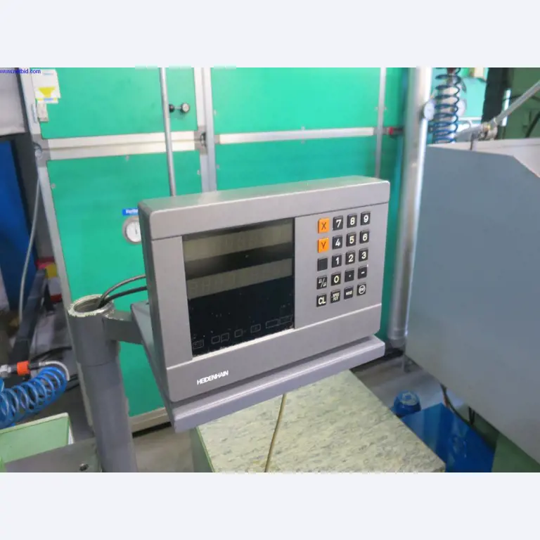 Freesmachines met hoge precisie en grote capaciteit-2