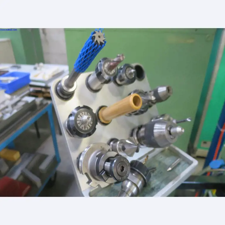 Freesmachines met hoge precisie en grote capaciteit-4