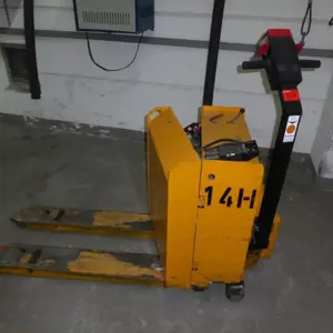 electric pallet truck Jungheinrich EJE