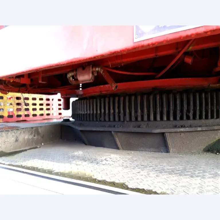 crane vehicles and industrial trucks -18