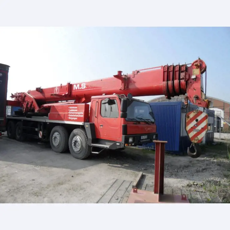crane vehicles and industrial trucks -1