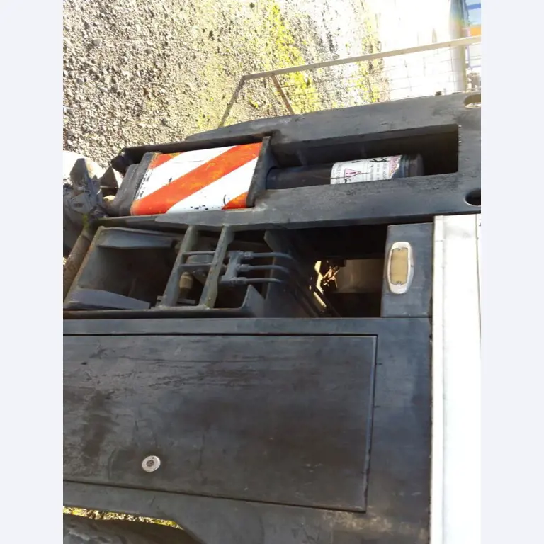 crane vehicles and industrial trucks -26