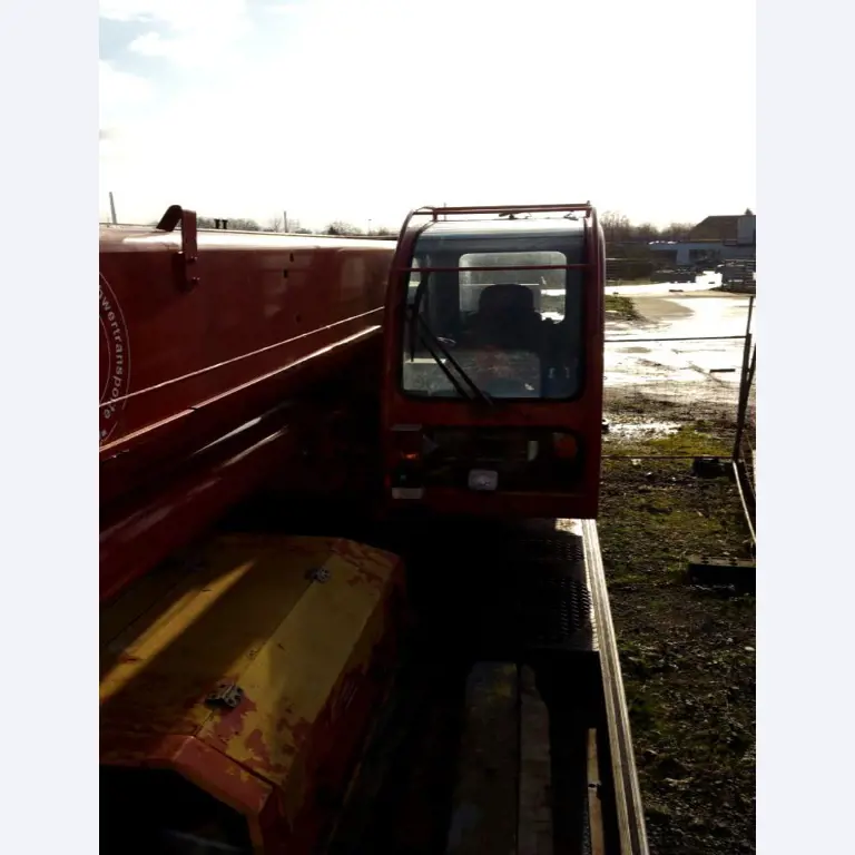 crane vehicles and industrial trucks -7