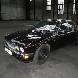 Pkw Jaguar XJ40 4,0