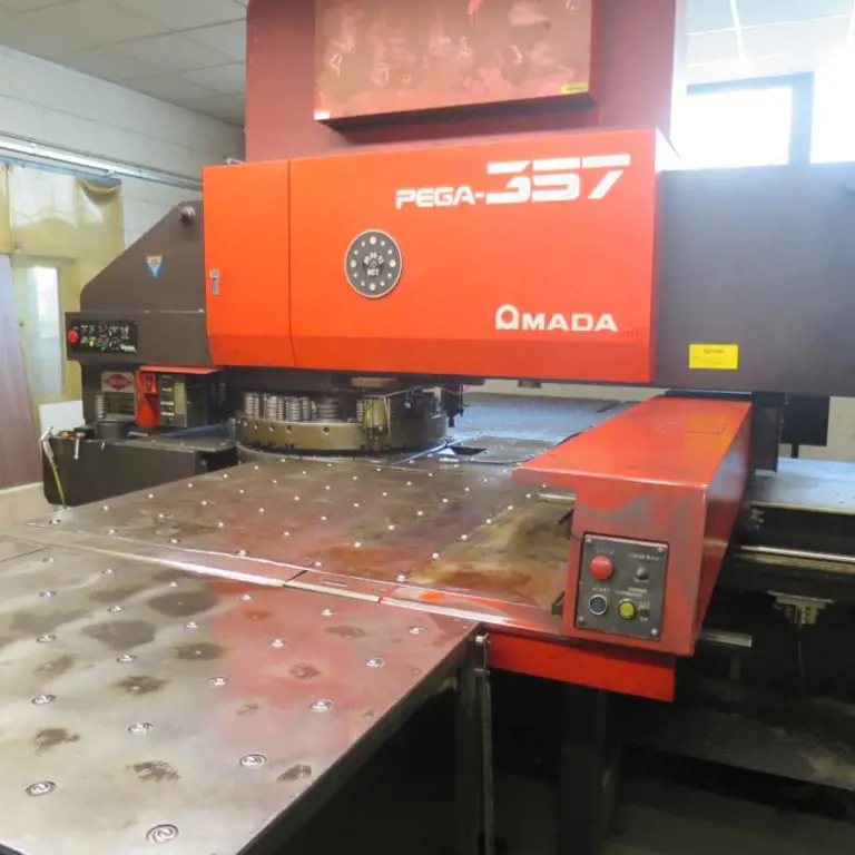 Turret punching machine Amada Pega-305072