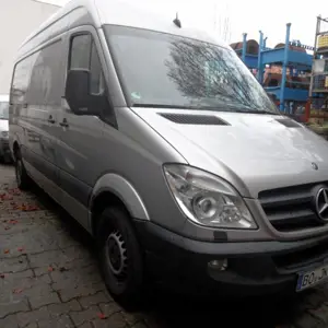 Transporter Mercedes-Benz Sprinter 215 CDi