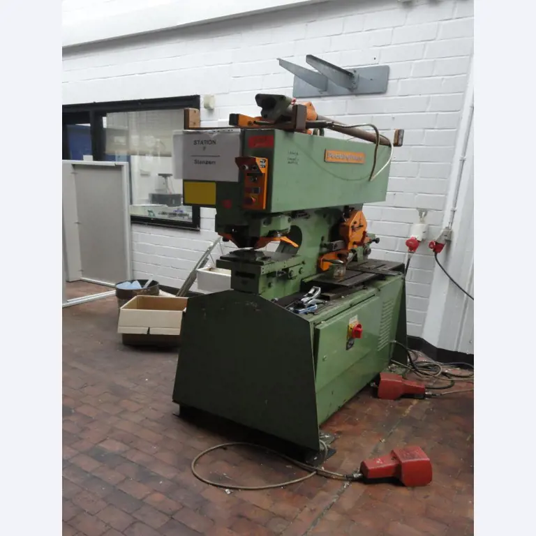 Državna poklicna šola za prometno tehniko, tehnologijo dela in prehrano (G 20)-1