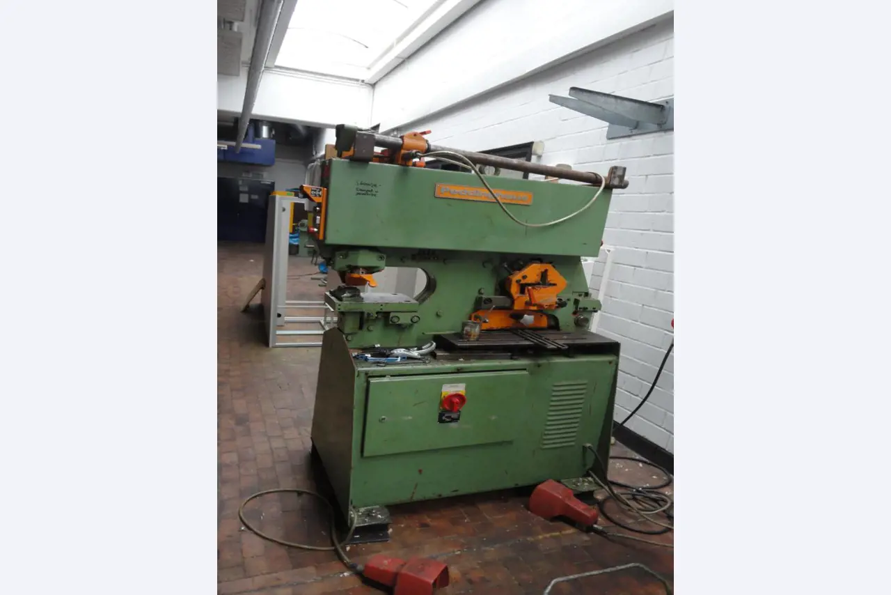 Državna poklicna šola za prometno tehniko, tehnologijo dela in prehrano (G 20)-2