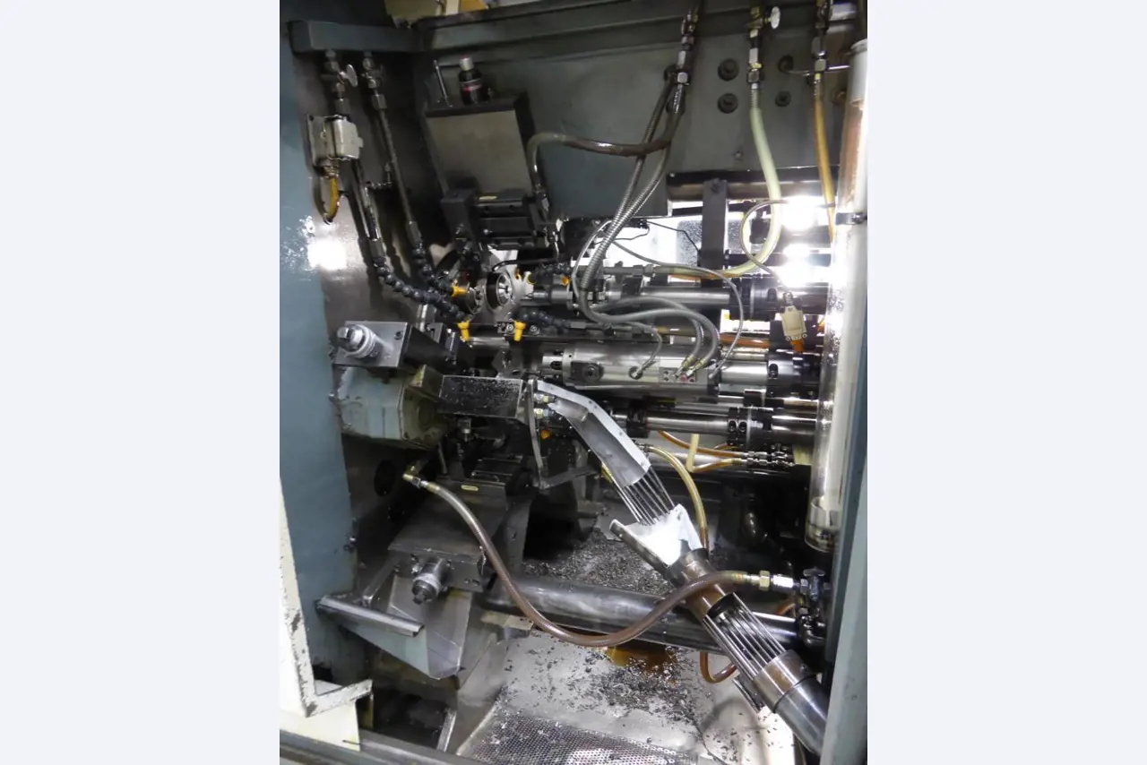 machinery-tools and metal working machines of a medium-sized company-11