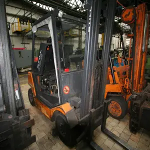 four-wheel gas-powered forklift truck Still R70-25