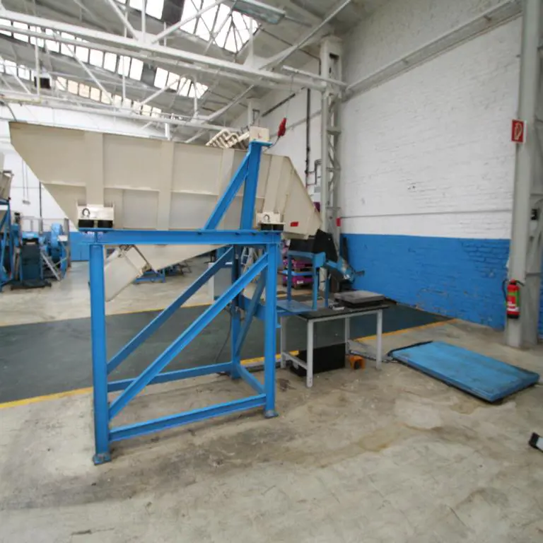 4 Used Packaging System and vibratory feeder bols Sauter Multirange