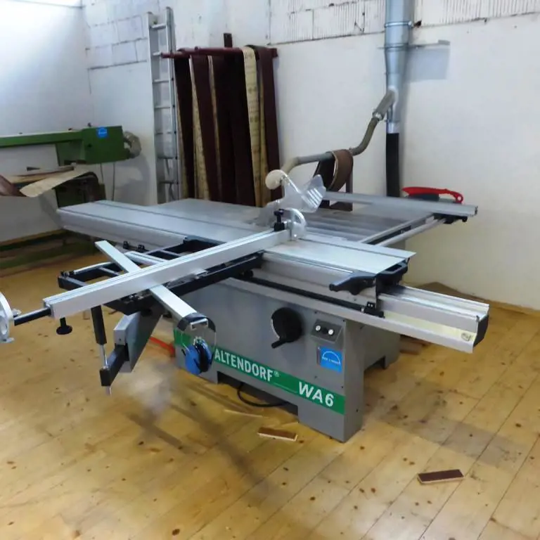 Scie à format Altendorf WA6