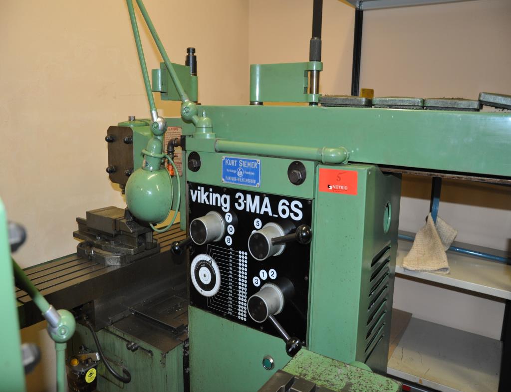 former Staatliche Gewerbeschule Metalltechnik mit technischem Gymnasium (G17) -15