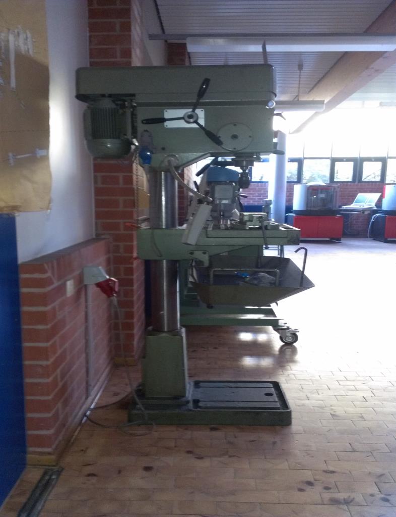 former Staatliche Gewerbeschule Metalltechnik mit technischem Gymnasium (G17) -19