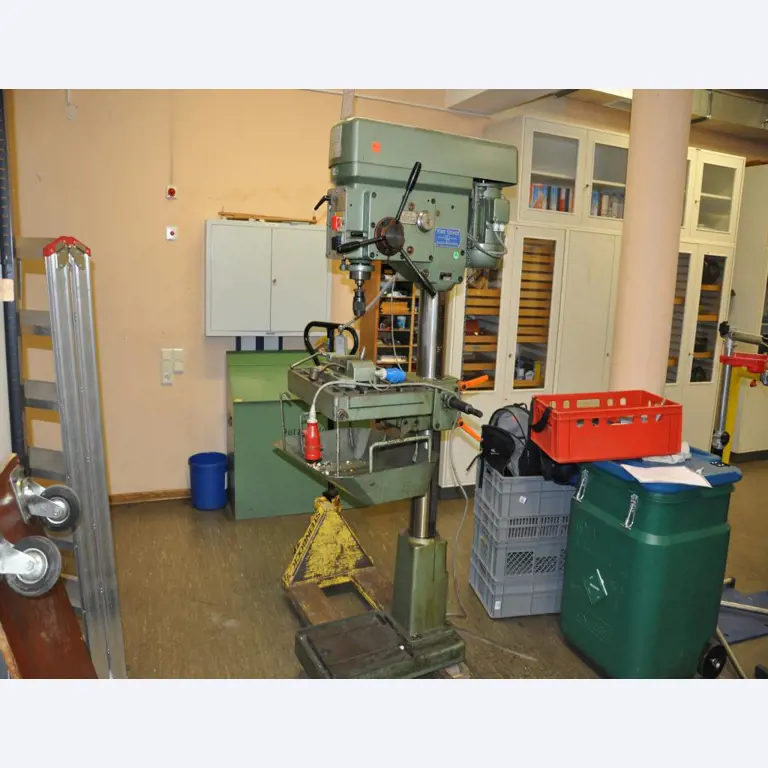 former Staatliche Gewerbeschule Metalltechnik mit technischem Gymnasium (G17) -6
