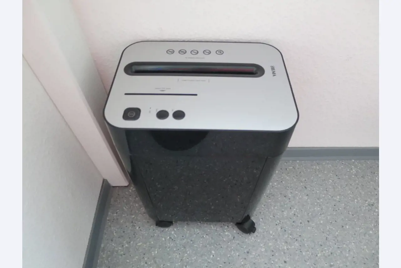 Machinery and equipment for the manufacture<br>of cellular glass (foam glass gravel) -1