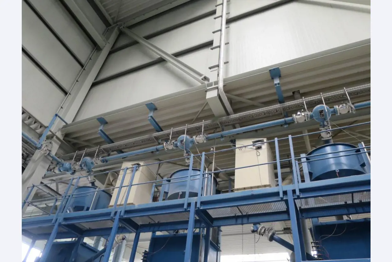 Machinery and equipment for the manufacture<br>of cellular glass (foam glass gravel) -1