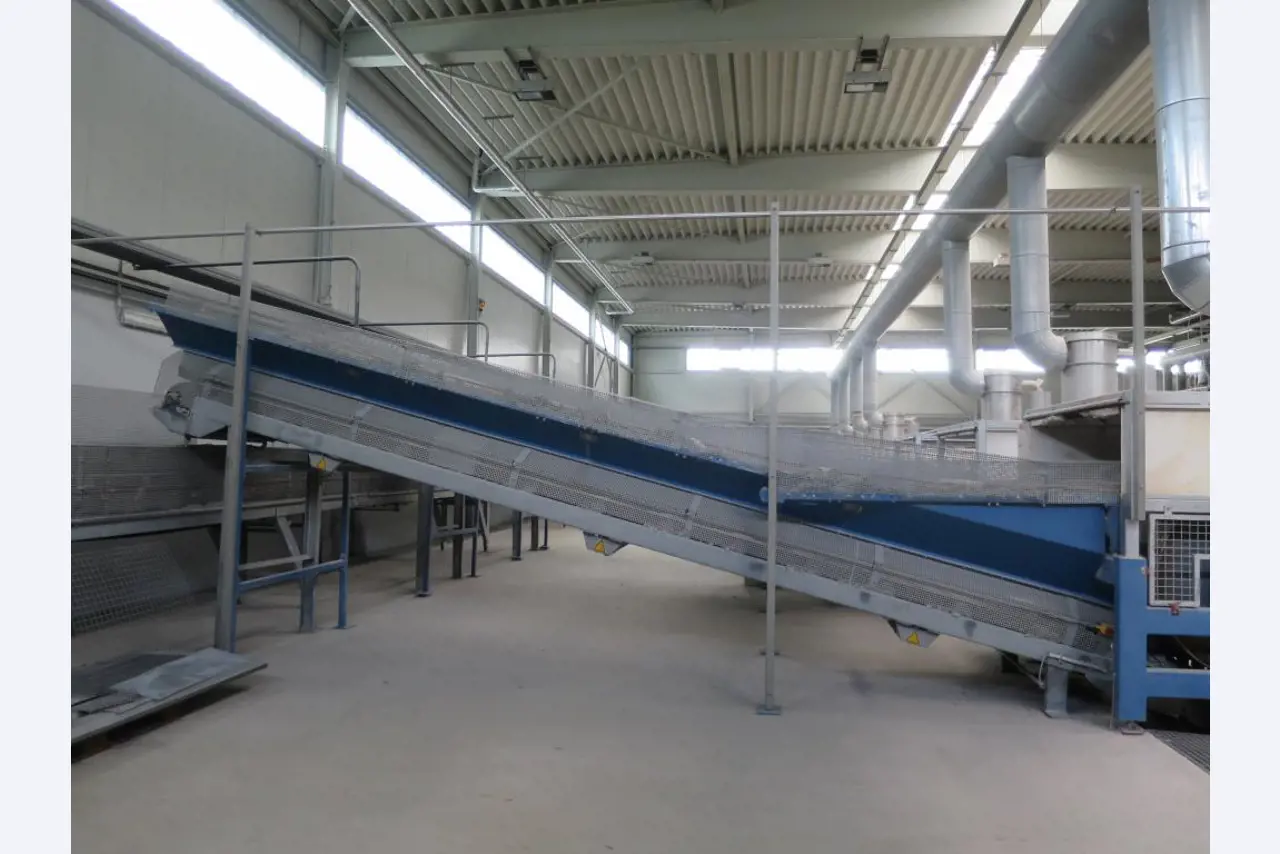 Machinery and equipment for the manufacture<br>of cellular glass (foam glass gravel) -1