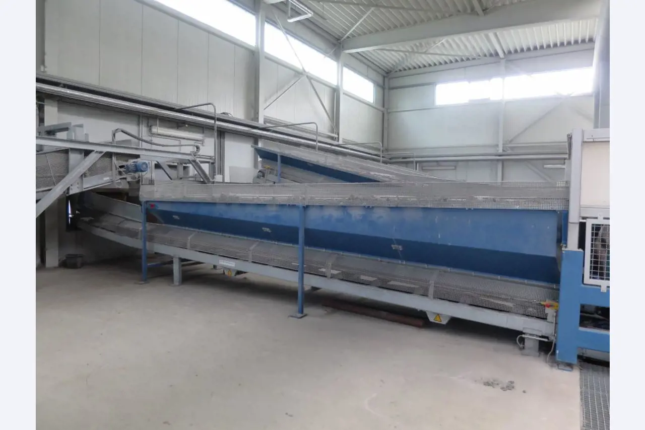 Machinery and equipment for the manufacture<br>of cellular glass (foam glass gravel) -1