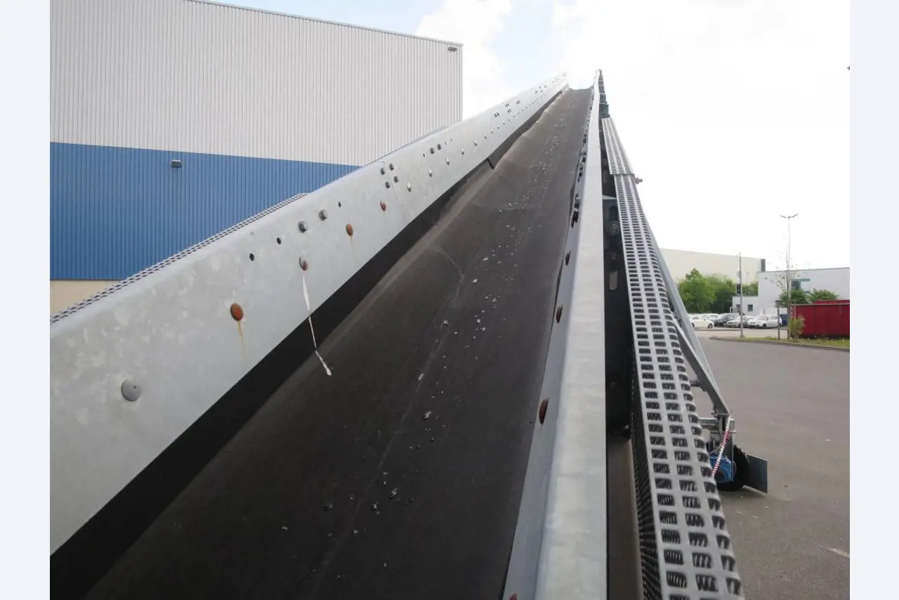 Máquinas e sistemas para a produção de <br>espuma de vidro em cascalho-2
