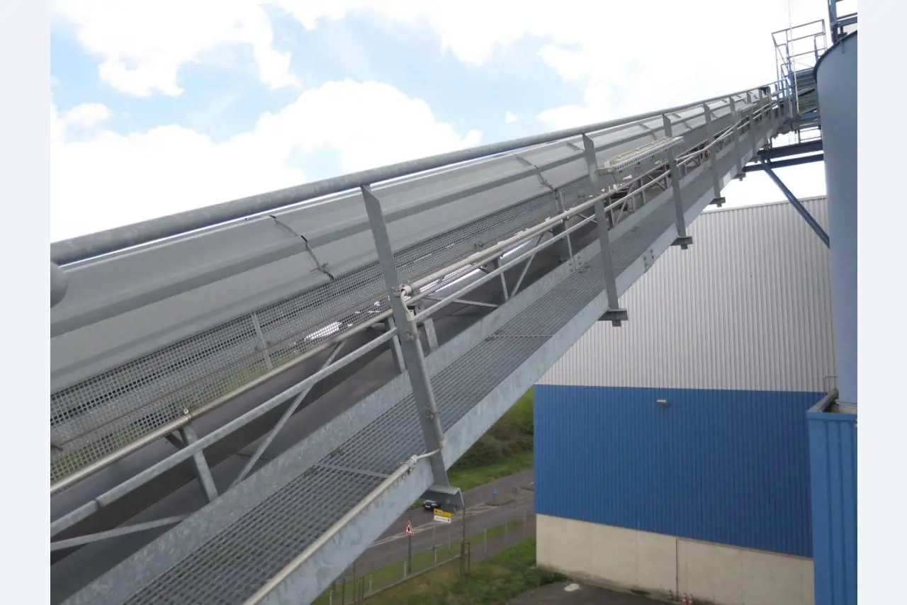 Machinery and equipment for the manufacture<br>of cellular glass (foam glass gravel) -3