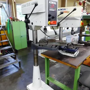 Kolomboormachine Alzmetall Alzstar 23/S