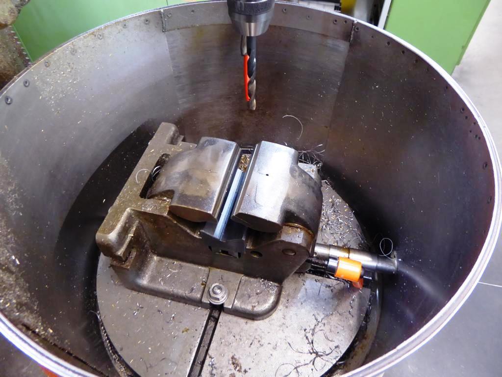 Stroji za obdelavo kovin Kurt Giesler-3