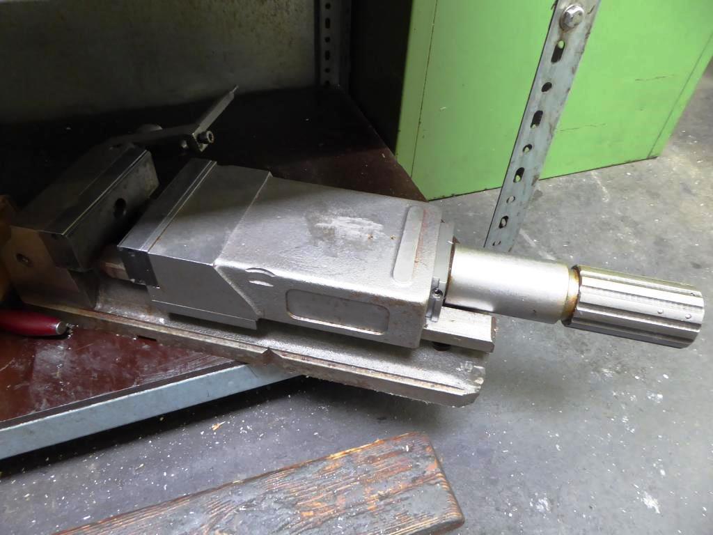 Stroji za obdelavo kovin Kurt Giesler-7