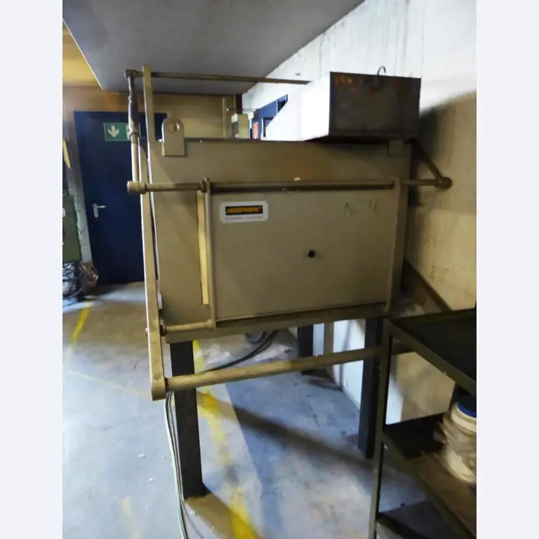 Máquinas de fundição injetada, de usinagem de metais e de revestimento em pó-2