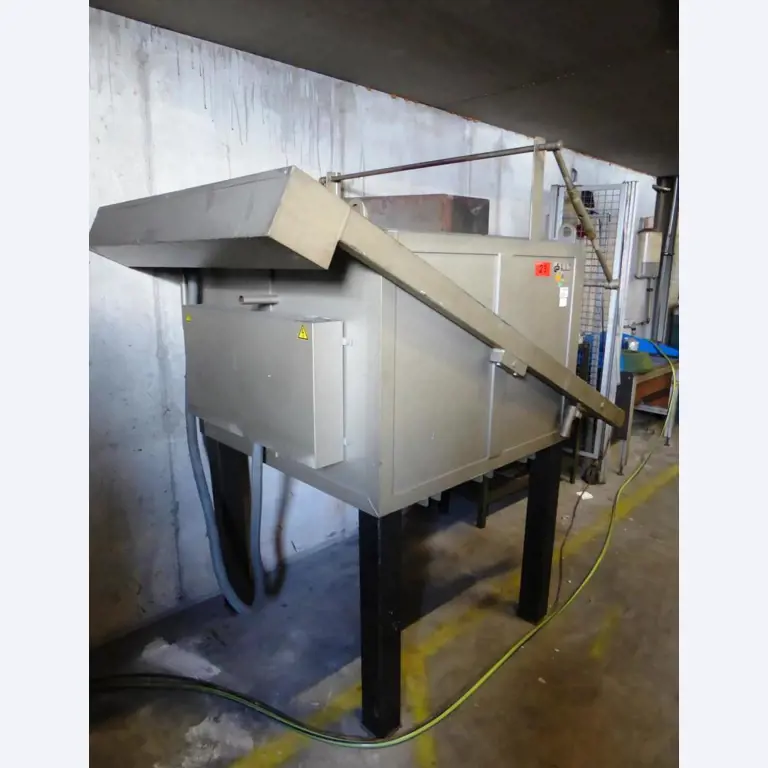 Máquinas de fundição injetada, de usinagem de metais e de revestimento em pó-5