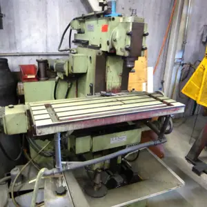 universal drilling- and milling machine C.B.Ferrari