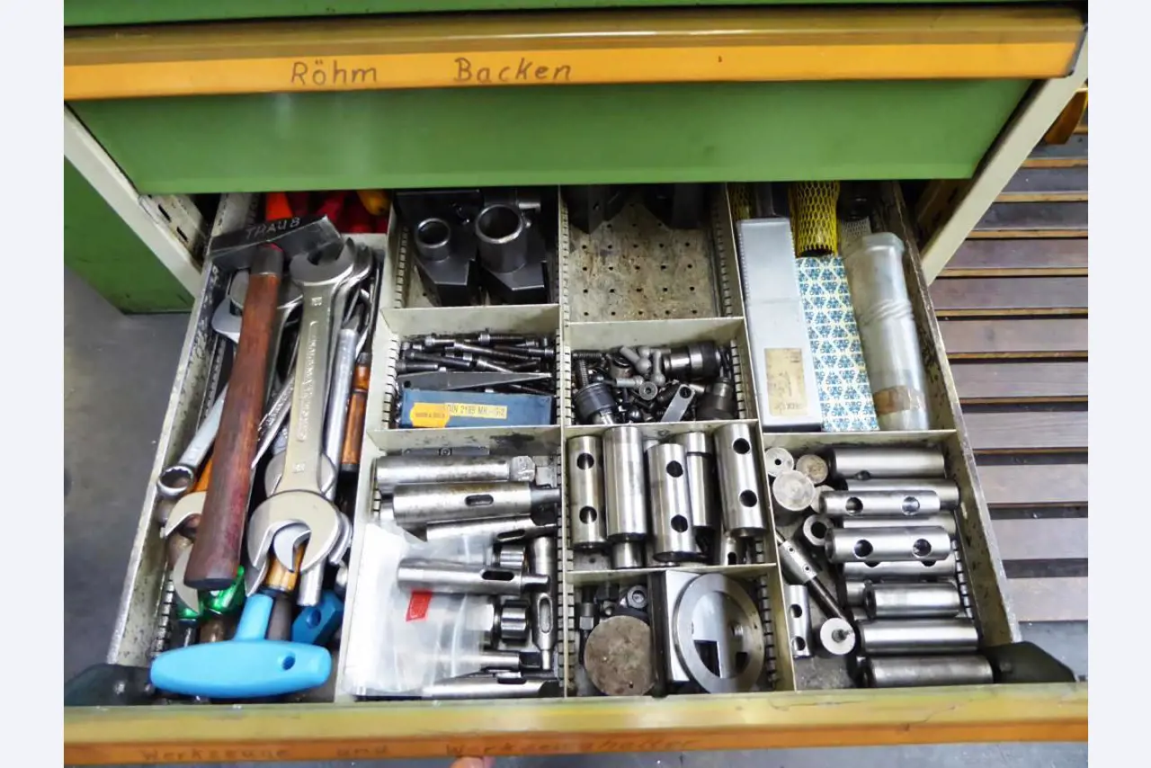 metal working machinery for the production of shearing systems-4