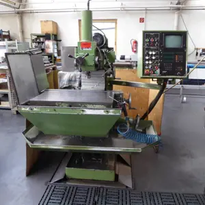 Universalfräsmaschine Hermle UWF 801