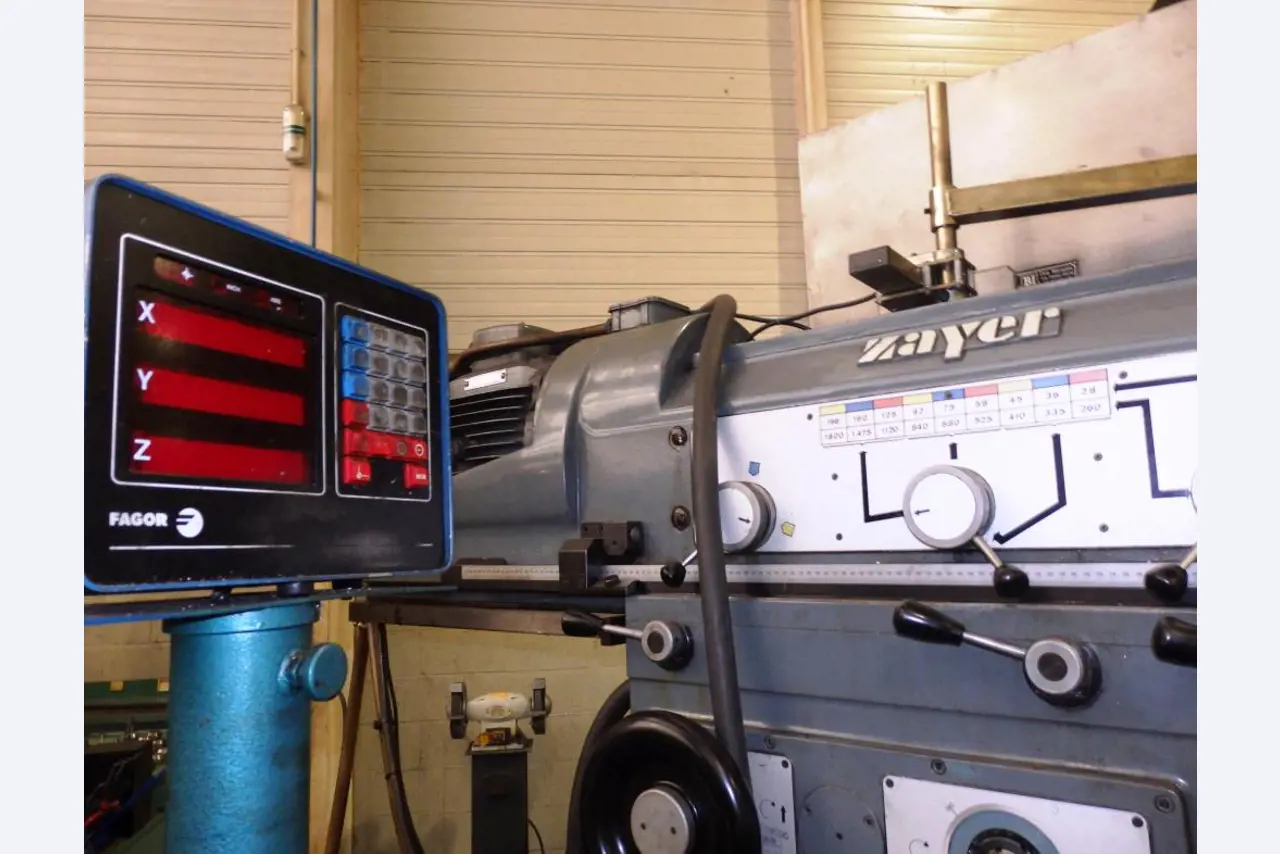 Metalworking Workshop Machinery-22