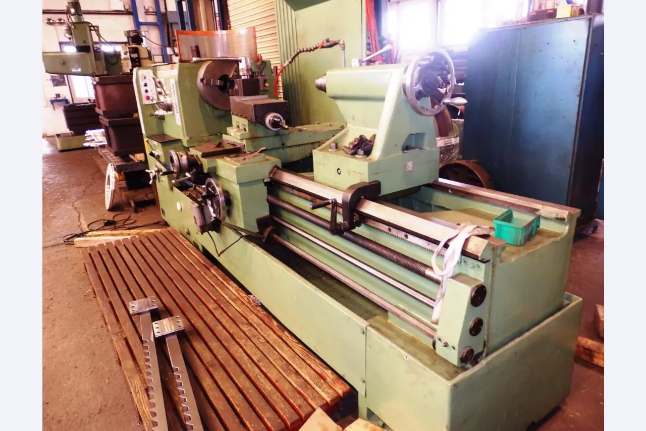 Metalworking Workshop Machinery-26